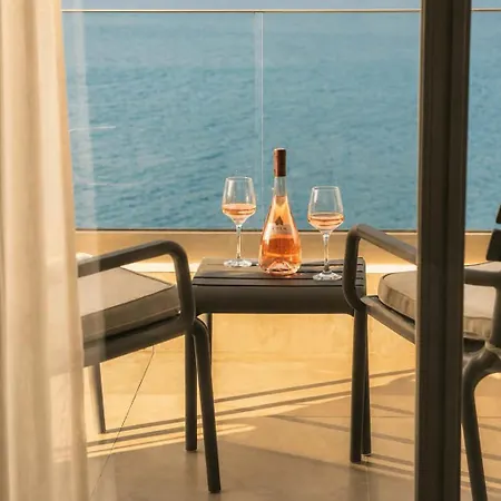 Aqua Τριζόνια